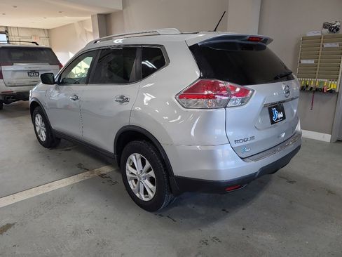 Used 2016 Nissan Rogue SV image 5