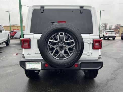 New 2026 Jeep Wrangler Sahara image 6