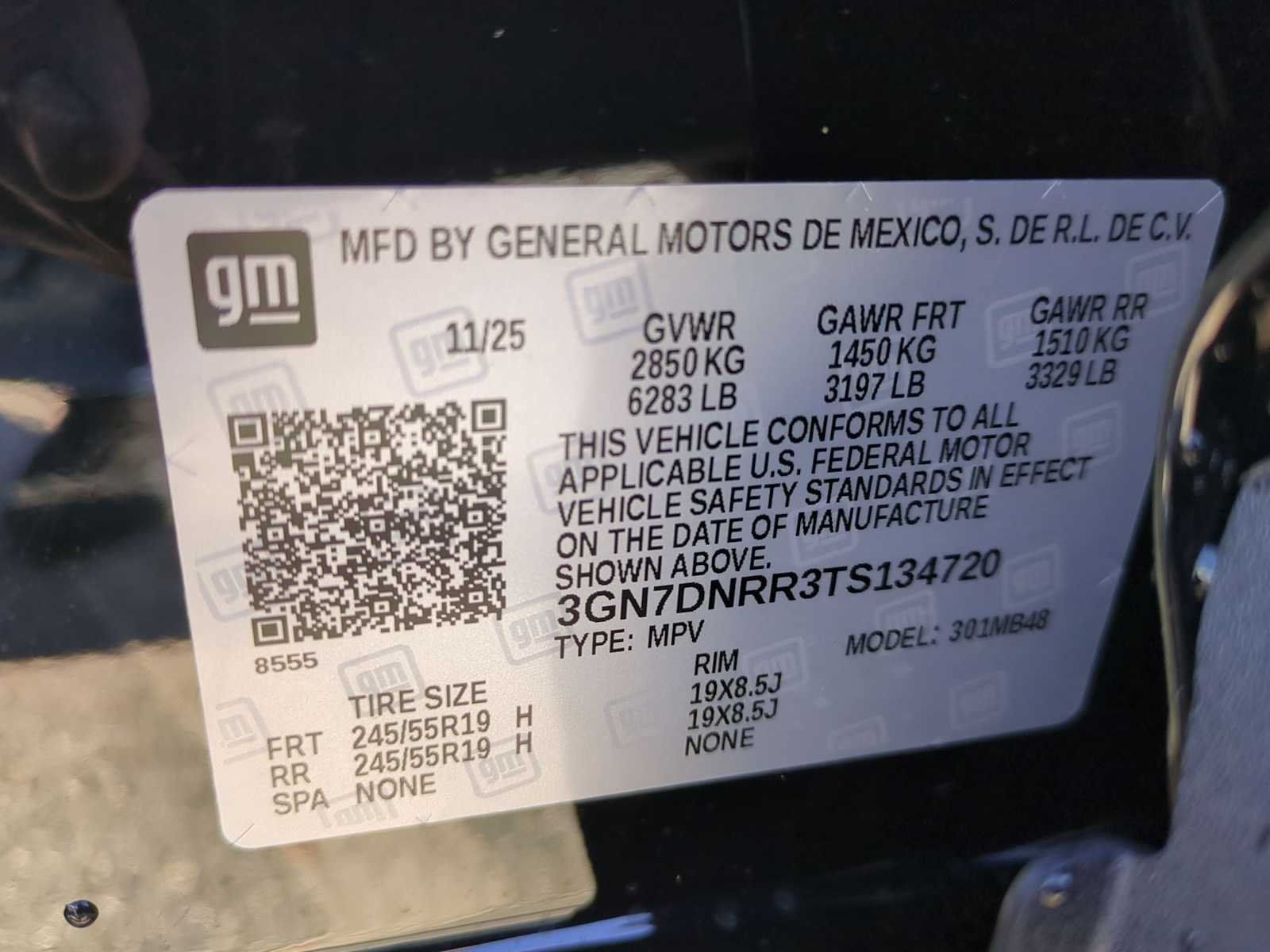 New 2026 Chevrolet Equinox EV LT AWD/4WD image 30