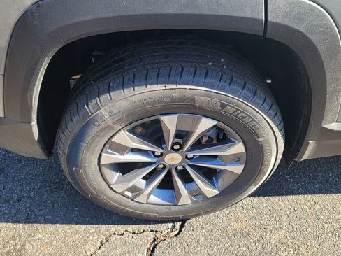 New 2026 Chevrolet Equinox LT w/ Convenience Package II image 13