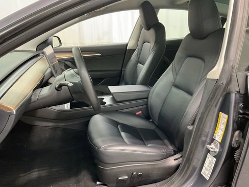 Used 2023 Tesla Model 3 Standard Range image 20