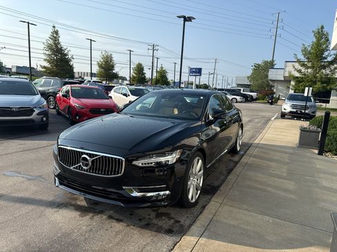 Used 2017 Volvo S90 T6 Inscription w/ Vision Package AWD/4WD image 6