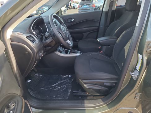 Used 2019 Jeep Compass Sport image 19