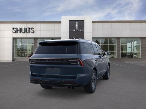 New 2025 Lincoln Navigator Reserve AWD/4WD image 8