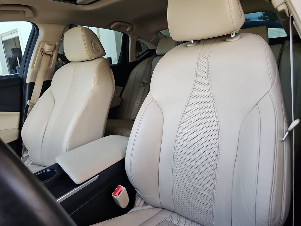 Used 2021 Acura TLX w/ Technology Package FWD image 26