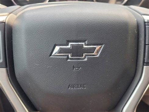 Used 2020 Chevrolet Silverado 1500 LT Trail Boss image 16