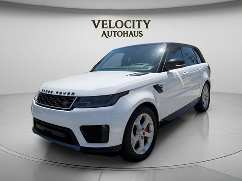 Used 2018 Land Rover Range Rover Sport HSE AWD/4WD image 3