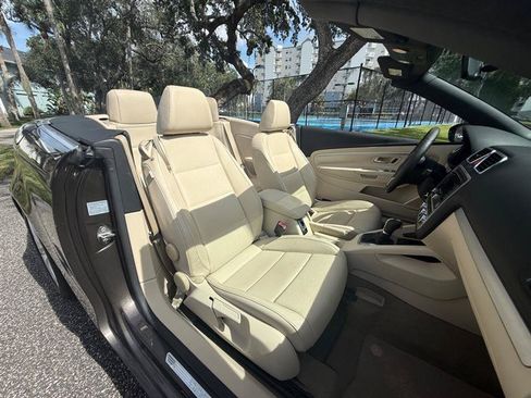 Used 2014 Volkswagen Eos Komfort FWD image 12