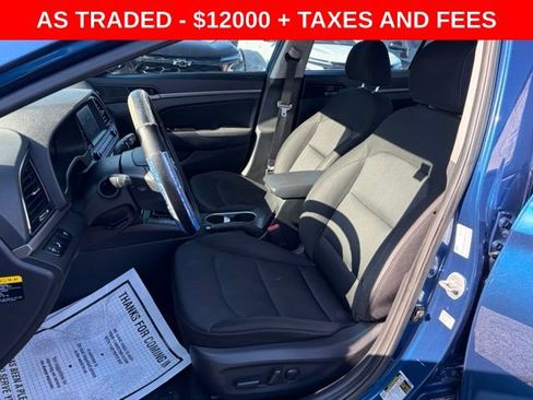 Used 2017 Hyundai Elantra Value Edition FWD image 14