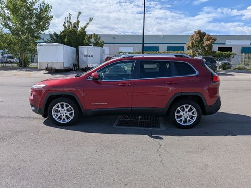 Used 2014 Jeep Cherokee Latitude FWD image 7