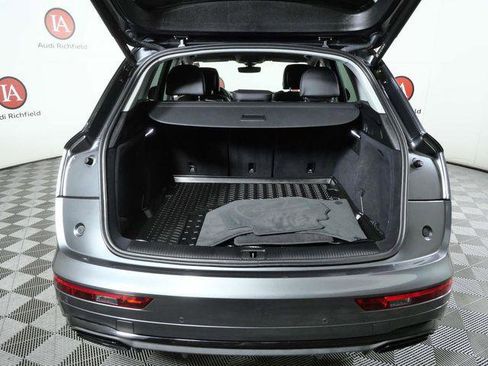 Used 2023 Audi Q5 2.0T Premium Plus w/ Premium Plus Package AWD/4WD image 10