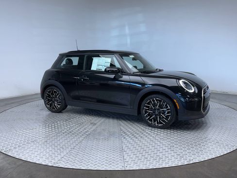 Certified 2025 MINI Cooper S FWD image 9