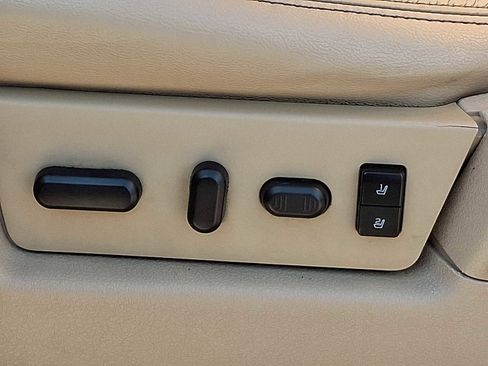 Used 2013 Ford F150 Lariat w/ Lariat Chrome Pkg image 27