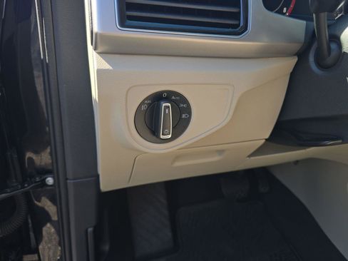 Used 2019 Volkswagen Atlas SEL Premium AWD/4WD image 22