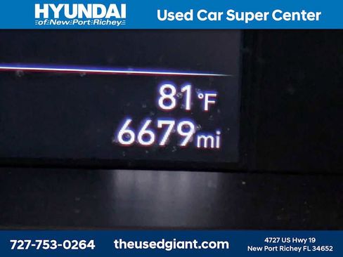 Used 2023 Hyundai Elantra SE image 28