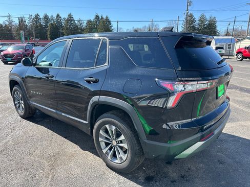 Used 2025 Chevrolet Equinox LT image 5