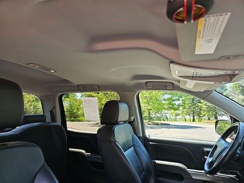Used 2018 Chevrolet Silverado 1500 LT w/ All Star Edition AWD/4WD image 12