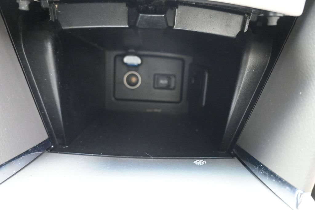 Used 2011 Toyota Camry LE w/ LE Extra-Value Pkg FWD image 18
