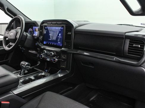 Certified 2022 Ford F150 XLT w/ Equipment Group 302A High image 21