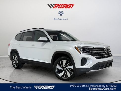 New 2026 Volkswagen Atlas SE image 1
