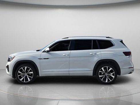 New 2026 Volkswagen Atlas SEL Premium R-Line AWD/4WD image 2