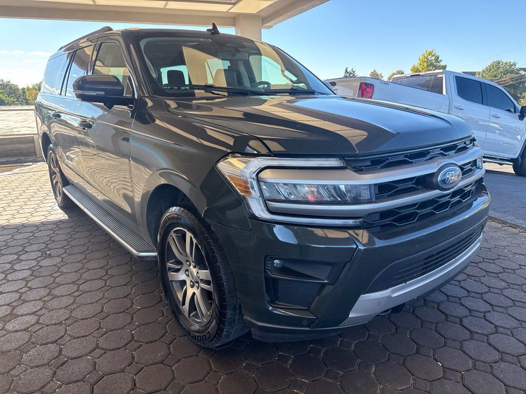 Used 2022 Ford Expedition Max XLT AWD/4WD image 4