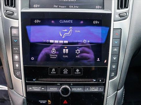 Used 2015 INFINITI Q50 2.0t w/ Moonroof Package image 18