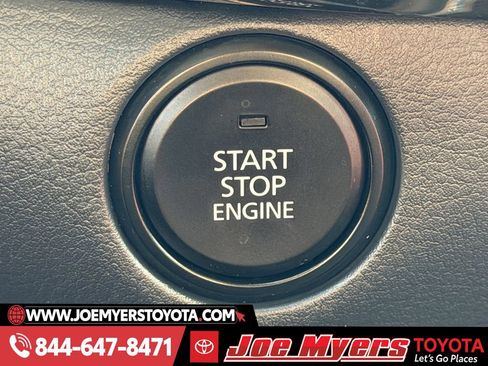 Used 2025 MAZDA CX-30 AWD 2.5 S w/ Preferred Package image 22