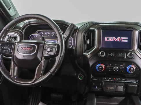 Used 2022 GMC Sierra 2500 AT4 w/ Snow Plow Prep/Camper Package image 18