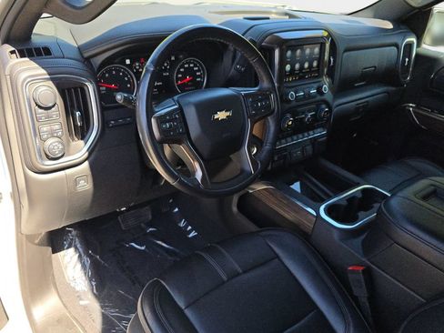 Used 2019 Chevrolet Silverado 1500 High Country w/ Technology Package AWD/4WD image 18