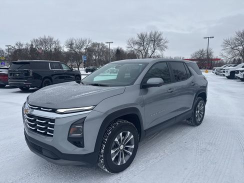 Certified 2025 Chevrolet Equinox LT w/ Safety and Technology Package image 1