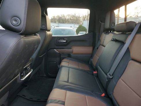 Used 2020 Chevrolet Silverado 1500 High Country w/ Technology Package image 15