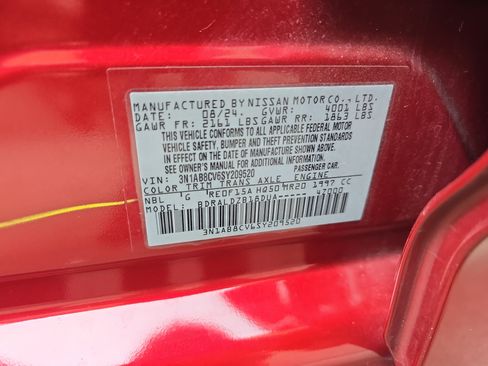 Used 2025 Nissan Sentra SV FWD image 33