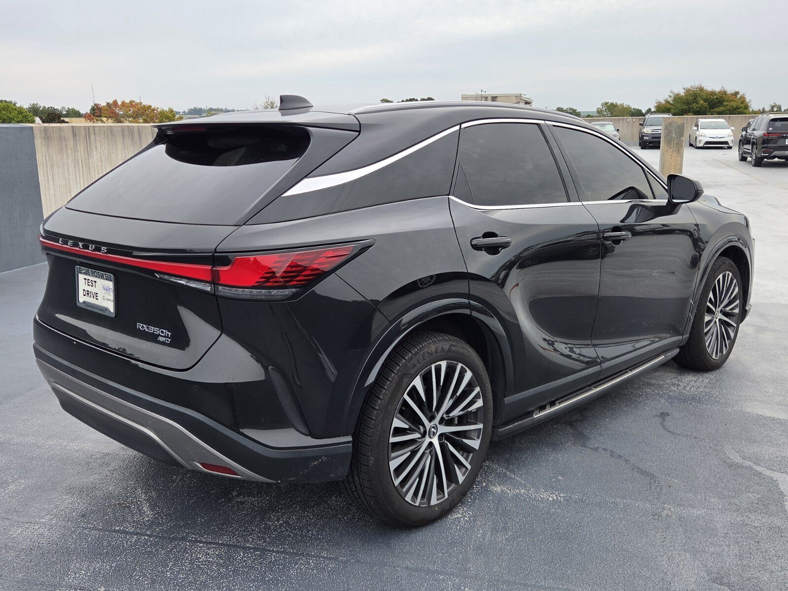 Used 2025 Lexus RX 350 AWD/4WD image 5
