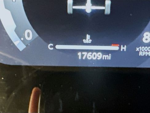 Used 2025 Toyota Tacoma TRD Off-Road image 19