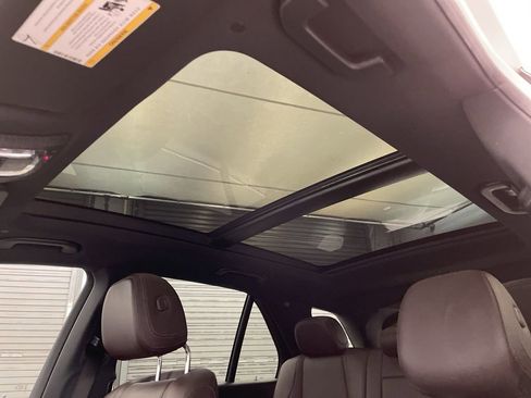 Used 2022 Mercedes-Benz GLE 350 4MATIC image 19