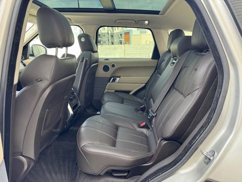 Used 2016 Land Rover Range Rover Sport HSE image 24