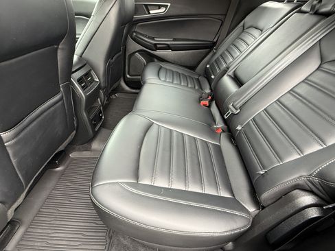 Used 2023 Ford Edge SEL w/ Convenience Package AWD/4WD image 16
