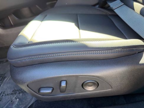 New 2026 Chevrolet Equinox EV LT image 26