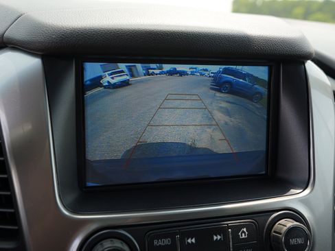 Used 2020 Chevrolet Tahoe LT AWD/4WD image 32