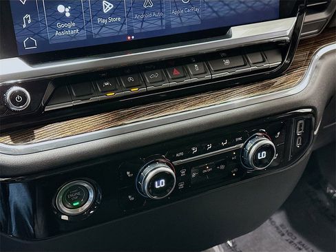 Used 2023 GMC Sierra 1500 Elevation w/ LPO, Elevation Black Package image 16