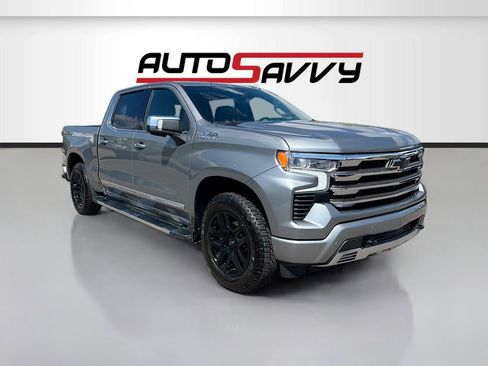 Used 2025 Chevrolet Silverado 1500 High Country w/ High Country Premium Package AWD/4WD image 1