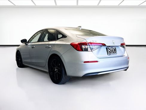 Used 2024 Honda Civic Sport image 6