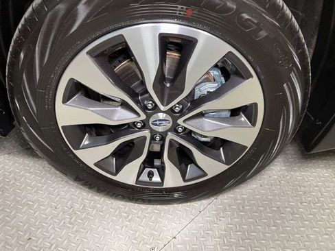 Used 2025 Subaru Outback Limited w/ Popular Package #2 image 23