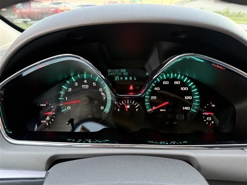 Used 2017 Chevrolet Traverse LS FWD image 12