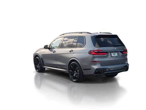 Used 2023 BMW X7 M60i w/ Executive Package image 6