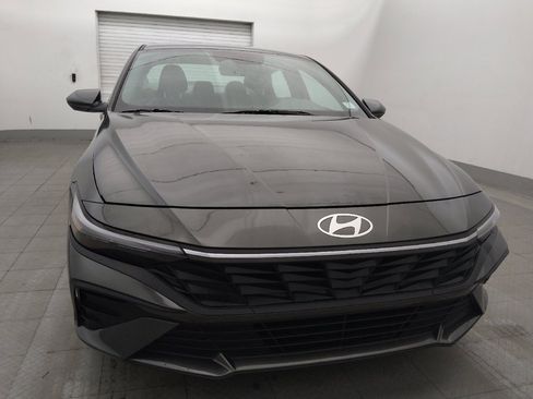 Used 2024 Hyundai Elantra SEL FWD image 14