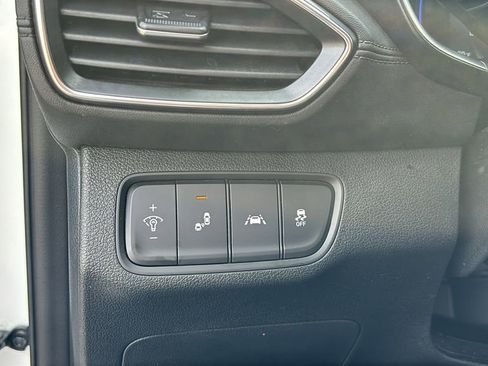 Used 2020 Hyundai Santa Fe SEL image 15