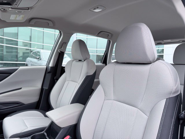 Used 2023 Subaru Forester AWD/4WD image 13
