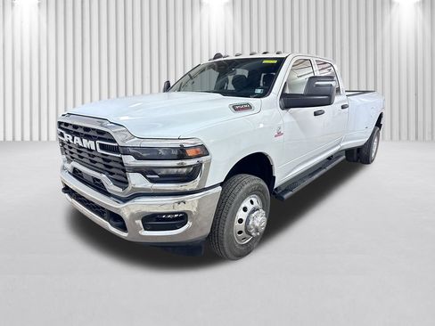 New 2025 RAM 3500 Tradesman image 10